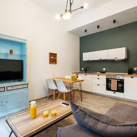 Apartament Central5 Boutique With Common Garden Next To Metro Ateny